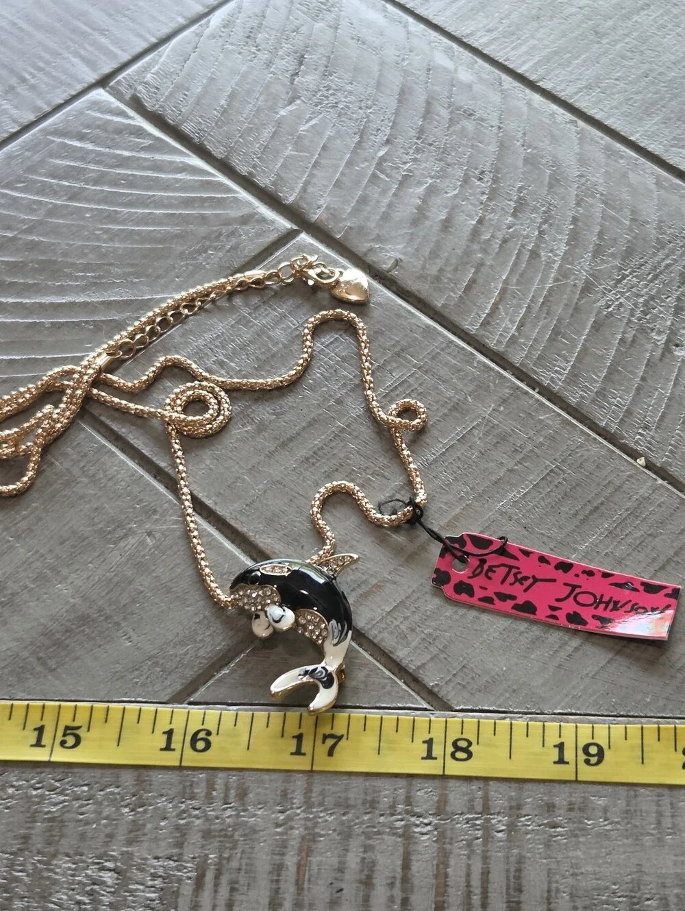 NWT Betsey Johnson Gold and Turquoise Jeweled Elephant Pendant Necklace